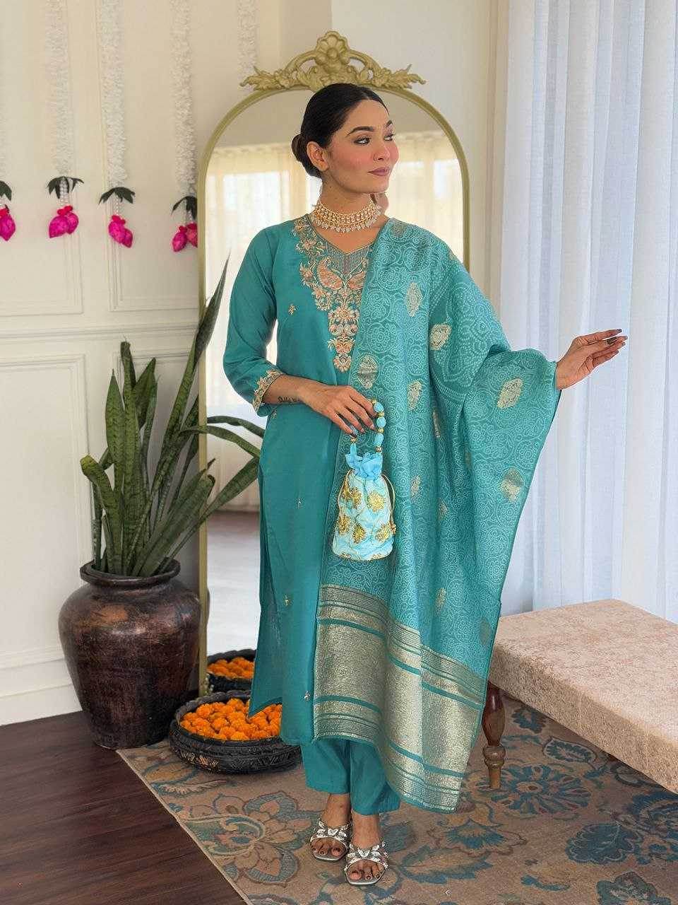 Viscose Casual Long Embroidered Kurti - MYLUXURY LANE ENTERPRISE